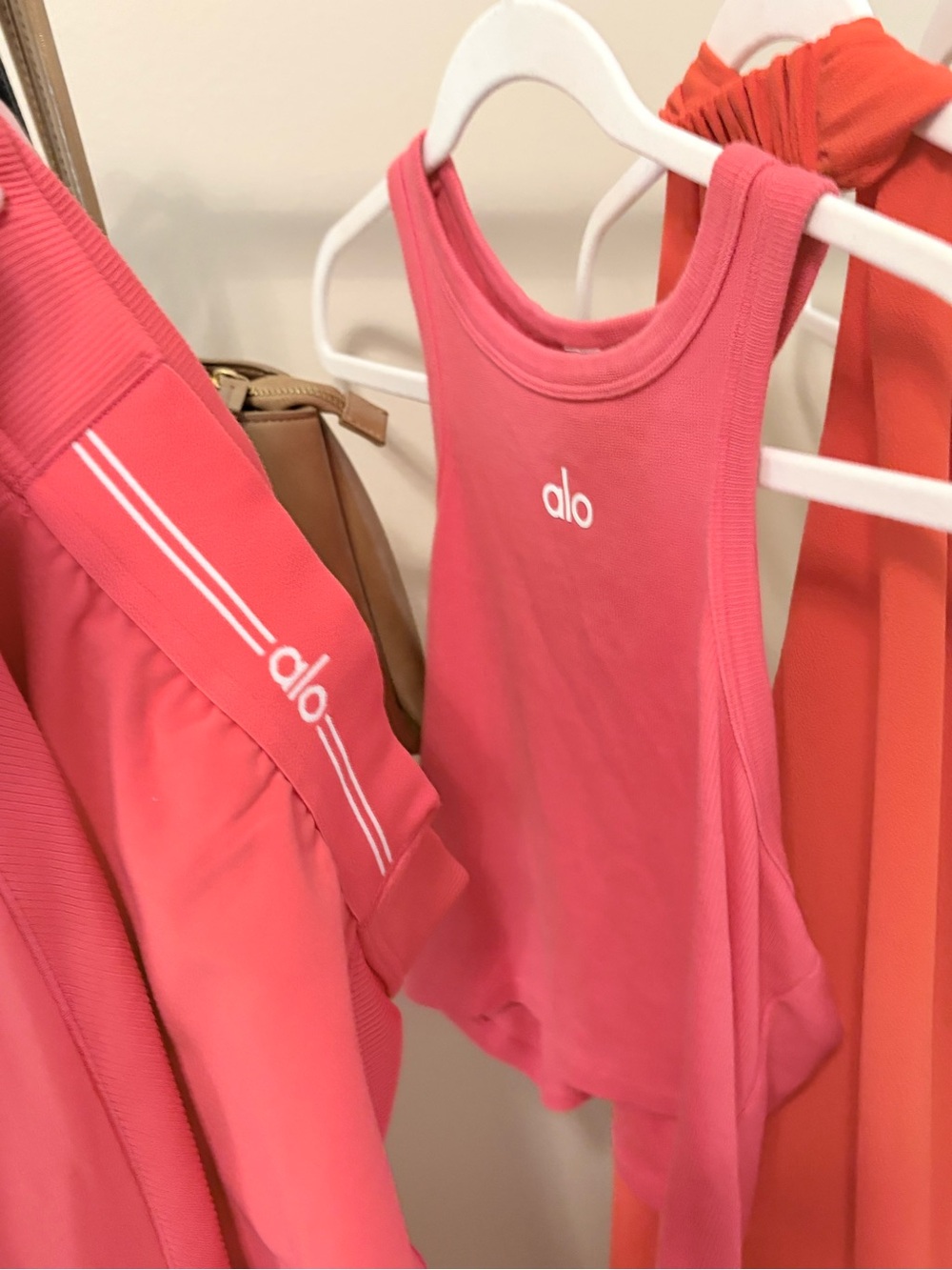 ALO Yoga Pink Ribbed Tank Top - Picture 2 of 2